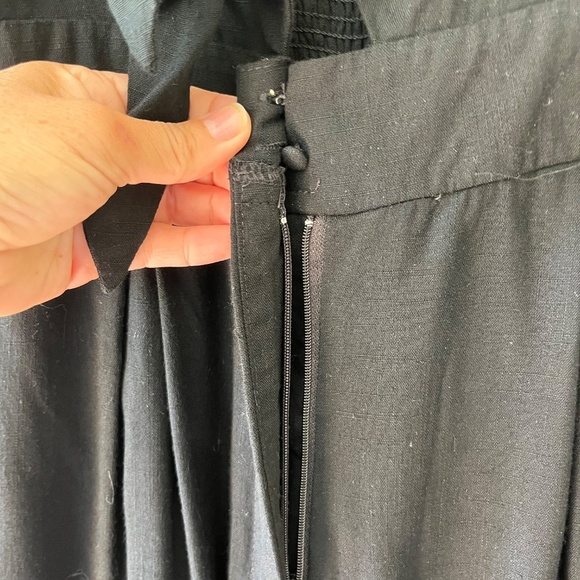 GILLI SleevelessTank Swing V Neck Black Wide Leg Jumpsuit Romper Pockets Size L - Picture 6 of 8